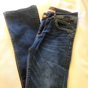 Vevel Bootcut Jeans